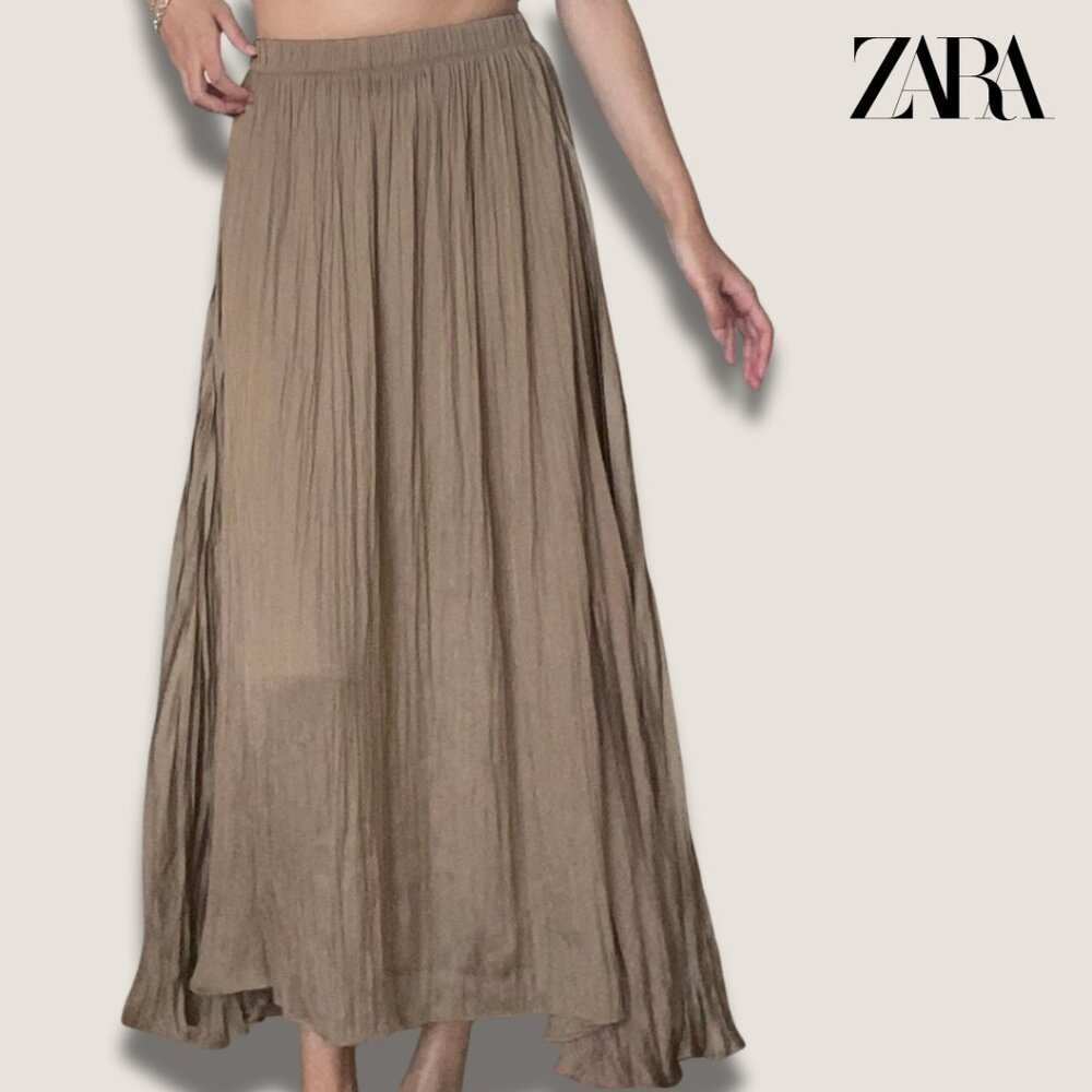 High-Waist Flowy Maxi Skirt
